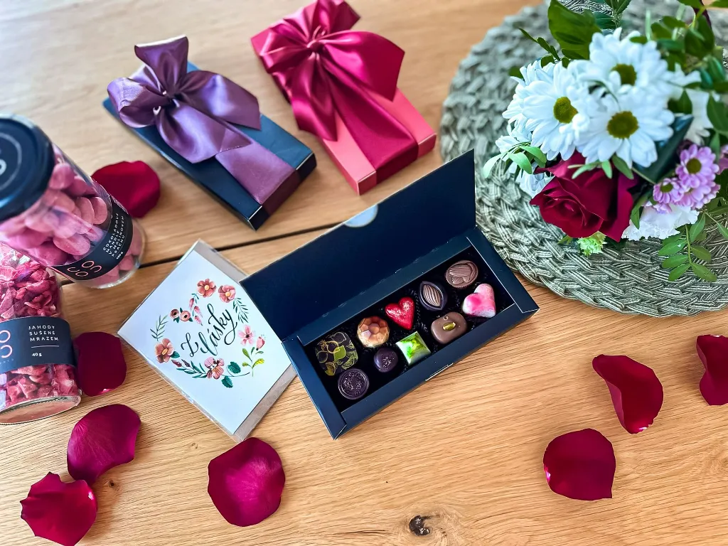 Kazetka_10ks_Cerna_250206_ (2).webp